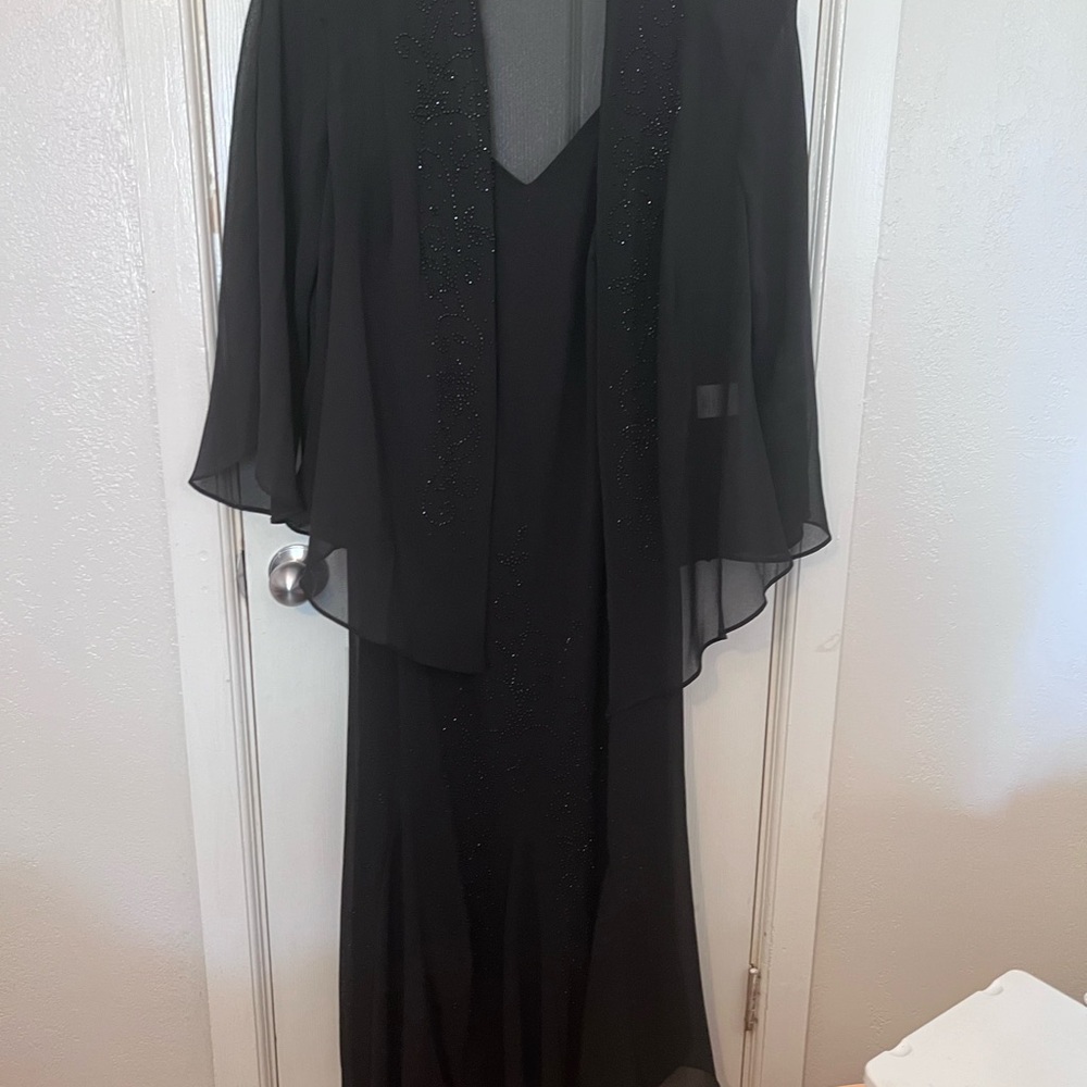 R&M Richards Black V-Neck Flutter Sleeve Maxi Dress